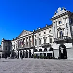 Le Porte Luxury Apartment